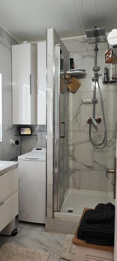Magnifique Studio Au Coeur Du Marais Paris Bagian luar foto